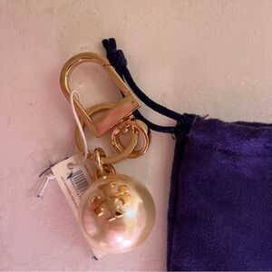 *NWT* Tory Burch Gold Keychain with Pearl Accent